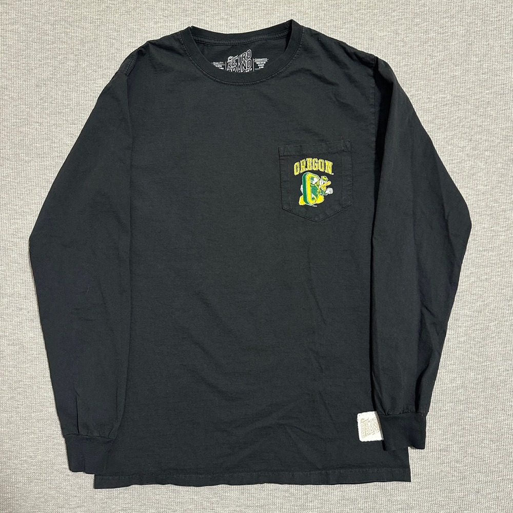 Oregon Ducks Fighting Duck Pocket Long Sleeve Tee Black Womens Small Retro Brand